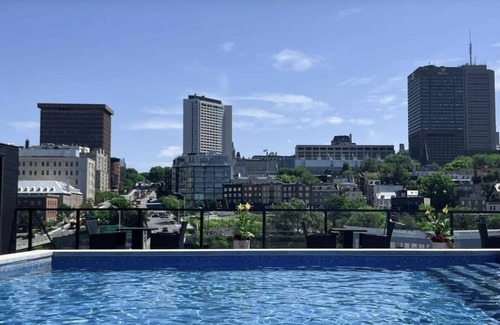 Saint-Roch Condo | 309980 2026/04/30- 3 1/2 Ultramodern - A stone's throw from Old Quebec