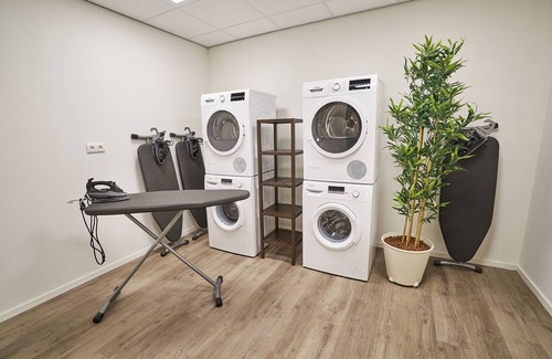 Badhoevedorp Apartment | 30m2 Studio | Near Amsterdam & Schiphol