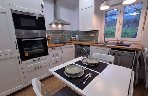 Langreo Apartment | 33A03 Apto para 4 pax en Langreo