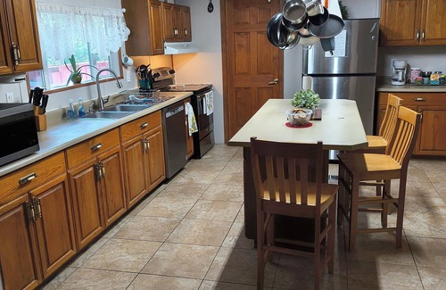 Lake Forest Estates House | 33ft private pool+4bd 2b+Arcade+nature+stargazing