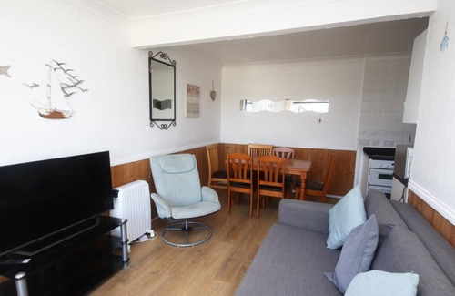 Earnley Ski Chalet | 34D Medmerry Park 2 Bedroom Budget Chalet