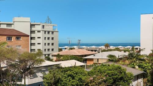 Kings Beach House | 35 Moreton Parade Kings Beach QLD