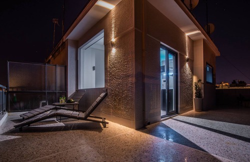 Metaxourgio Apartment | 360 Acropolis View - City Center Penthouse Suite