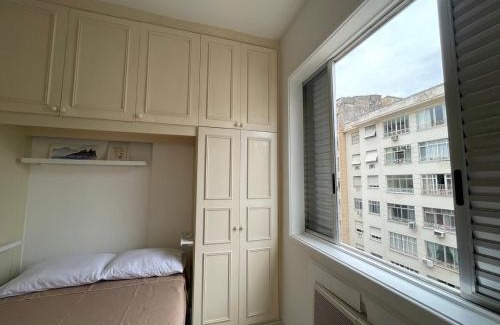 Copacabana Apartment | 360 Copa Barata Ribeiro By SUHCasa