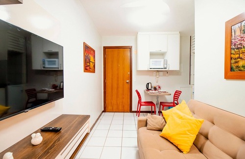 Sudoeste e Octogonal Apartment | 360 Mont Serrat by Ozped