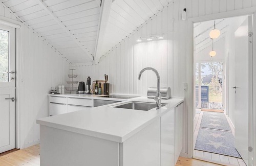 Bedegaard House | 3692 Nexø - Bugten 14