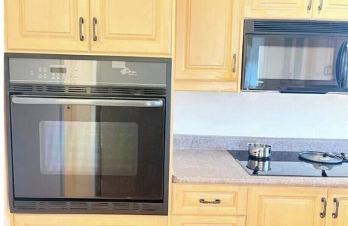 Victoria Village Apartment | 3B3BOnly 5mins to DonMills &Wynford Dr TTCStation