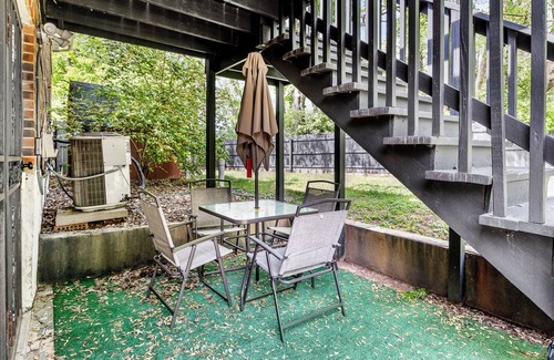 Bridgeport House | 3BD/1.5 Bath Central location by Downtown Louisville, Derby, YUM, & More!