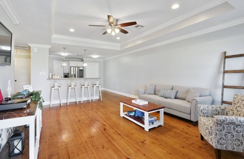 Milneburg House | 3BD/2BA with Bar & 24HR Security Patrol for Subdivision