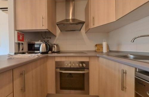 Alhama de Murcia Apartment | 3Bed Apt Sleeps 5 - Patio Pool Pets Golf Resort