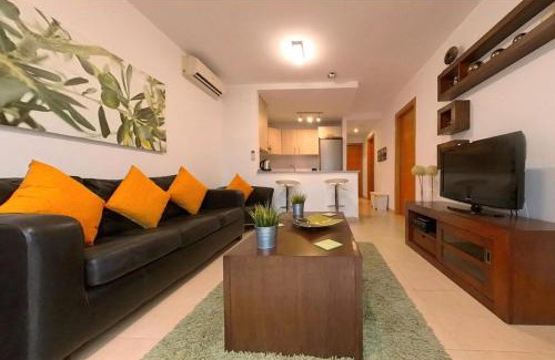 Alhama de Murcia Apartment | 3Bed Apt Sleeps 5 - Patio Pool Pets Golf Resort
