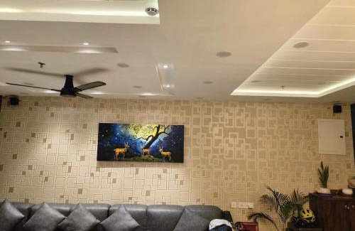 Salt Lake Apartment | 3BHK Fully furnished, Lake View in Newtown