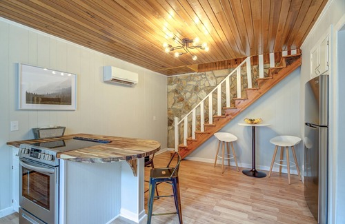 Boone House | 3BR/2 BA Cottage: Blue Mountain Retreat