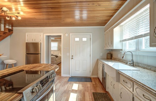 Boone House | 3BR/2 BA Cottage: Blue Mountain Retreat