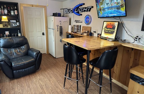 Wautoma House | 3BR, 2Bath, fire pit and bar on full Rec 5 Lake chain- pontoon