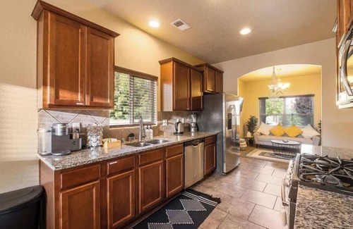 Mesa Del Sol Innovation Park House | ❤ 3BR Albuquerque Home 20 min from Hot Air Balloon
