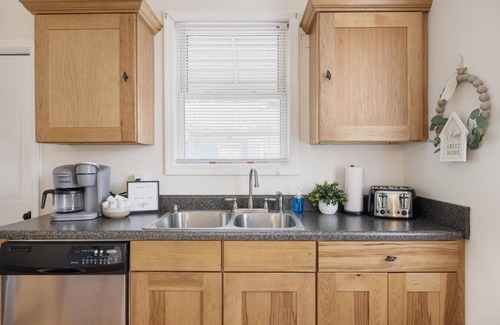 Kingsport House | 3BR Cottage Near Downtown Kingsport