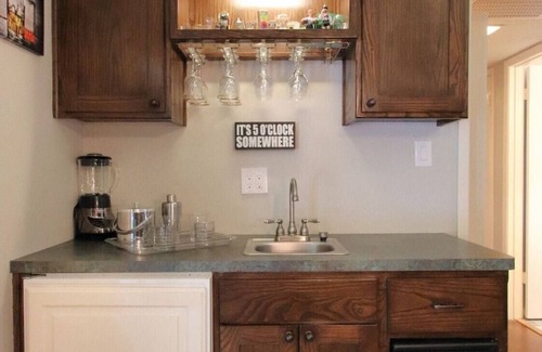 Holly Lake Ranch House | 3BR Home w/Private Pool|Hottub|OutdoorKitchen