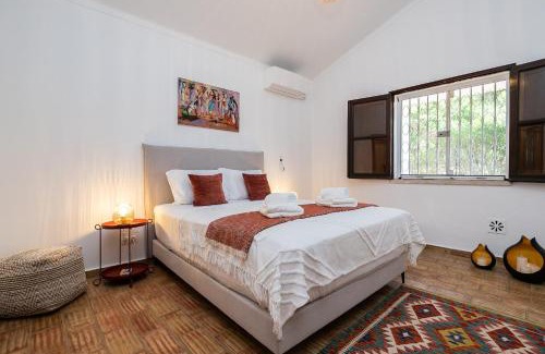 Santo Estevao Villa | 3BR Paradise, Casa Azul by HM