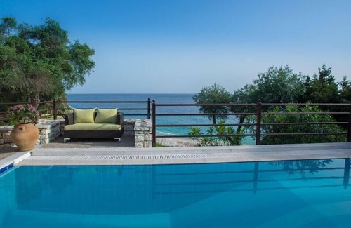 Gaios Villa | 3BR Sea View Suite with Private Pool