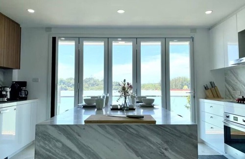 Wichit Villa | 3BR Seaview Ocean View Duplex Villa
