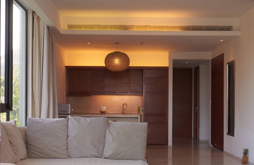 Ngu Hanh Son Apartment | 3BRs Apartment with a Garden - Pool view