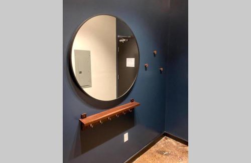 North Oakland Apartment | 3E-Spacious close to PITT/CMU/Carlow, Sleeps 4