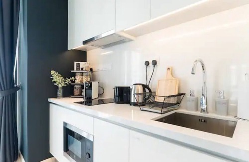Imbi Condo | 3min walk to pavillion, 2rooftop pool,WIFI 100mbps