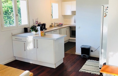 Collonges-sous-Saleve House | 4 Bd house with garden, under the Saleve, near Swiss border.