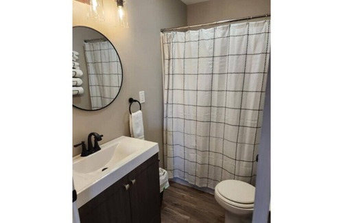 Mariah Hill House | 4 Bdrm/3 Bath Farmhouse ready for family memories