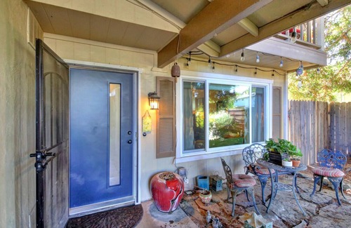 La Riviera House | 4 Bed 2.5 Bath House with Pool & Hot Tub One Block from American River