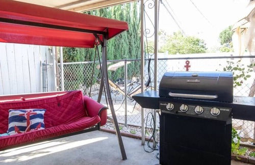 Riverside House | 4 Bed Home with Pool, Bar Area and Gym equipment