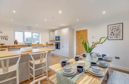 Westbrook Court House | 4 Bed in Llanigon oc-t33091