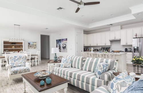 Naples House | 4 Bed Naples Paradise With Pool