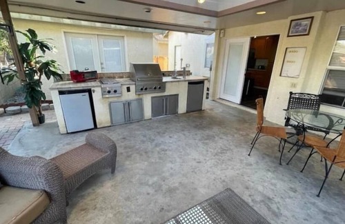 Rubidoux House | 4 bedroom 3 bath Home Near Downtown Riverside