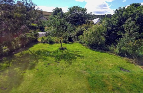 Berwick-upon-Tweed Cottage | 4 bedroom accommodation in Lamberton, near Berwick