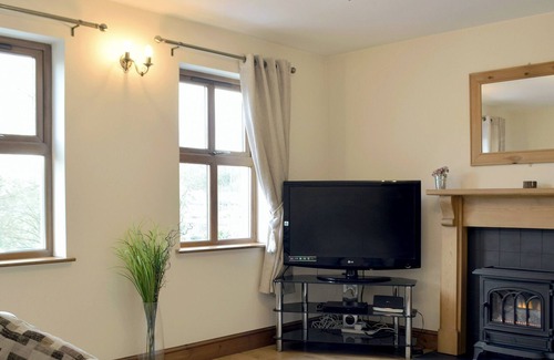 Porthyrhyd Cottage | 4 bedroom accommodation in Mynydd Cerrig, near Llanelli