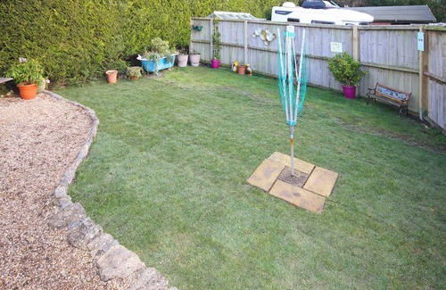 Bridport Cottage | 4 bedroom accommodation in Watton, near Bridport