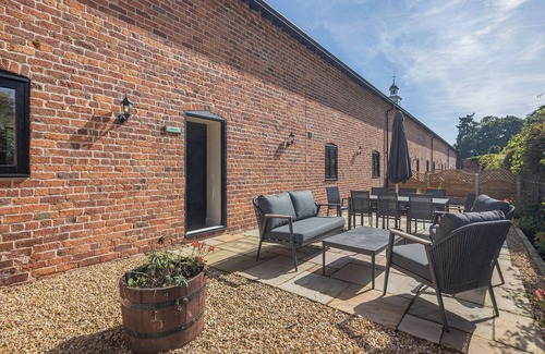 Felton Cottage | 4 bedroom accommodation in Oswestry