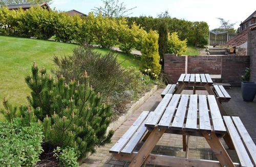 Buckton Cottage | 4 bedroom accommodation in Buckton, near Flamborough