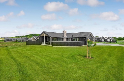 Spodsbjerg House | 4 bedroom amazing home in Rudkøbing