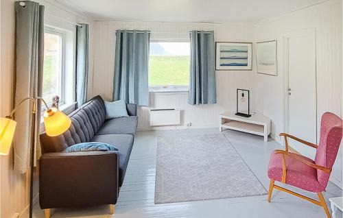 Fredvang House | 4 Bedroom Amazing Home In Fredvang