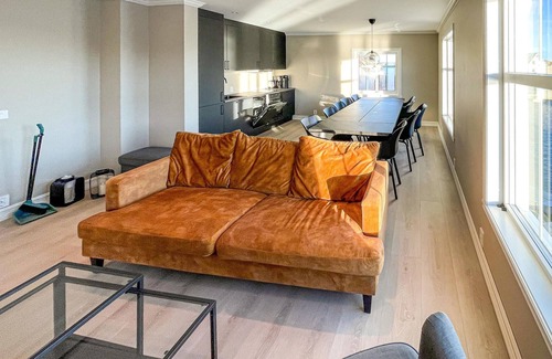 Herdla Apartment | 4 bedroom awesome apartment in Herdla