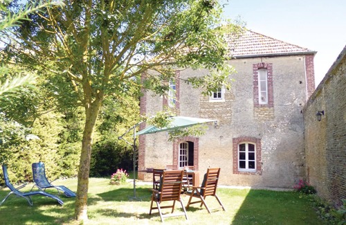 Moult-Chicheboville House | 4 bedroom awesome home in Chicheboville