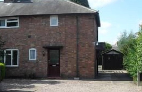Newport House | 4 Bedroom Beaumaris Road, Newport Shropshire