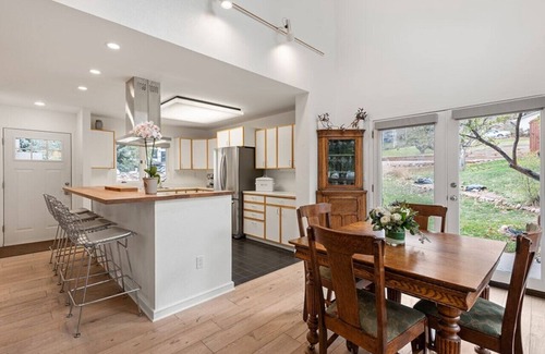 Basalt House | 4-Bedroom Basalt Home with Sopris Views