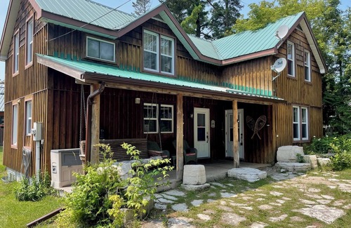 Manitoulin District Cottage | 4 Bedroom Cottage On Manitoulin Island, Ontario