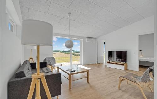 Hjarbæk House | 4 Bedroom Gorgeous Home In Løgstrup