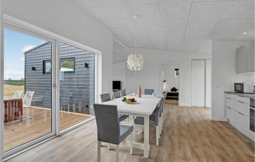 Hjarbæk House | 4 Bedroom Gorgeous Home In Løgstrup