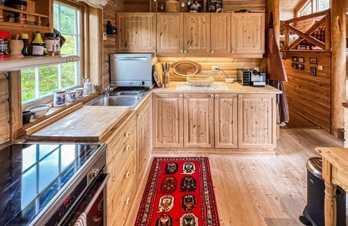 Sirdal House | 4 bedroom gorgeous home in Tjørhom